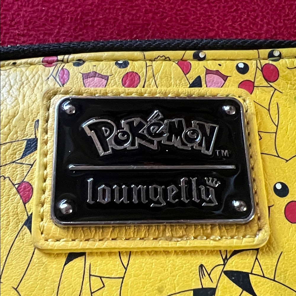 LOUNGEFLY Pokemon Collaboration x Pikachu Wallet - Picture 3 of 8